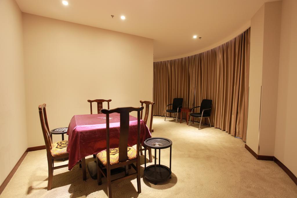 Greentree Inn Jiangsu Changzhou Liyang East Nanhuan Road High Speed Rail Station Business Hotel Dış mekan fotoğraf